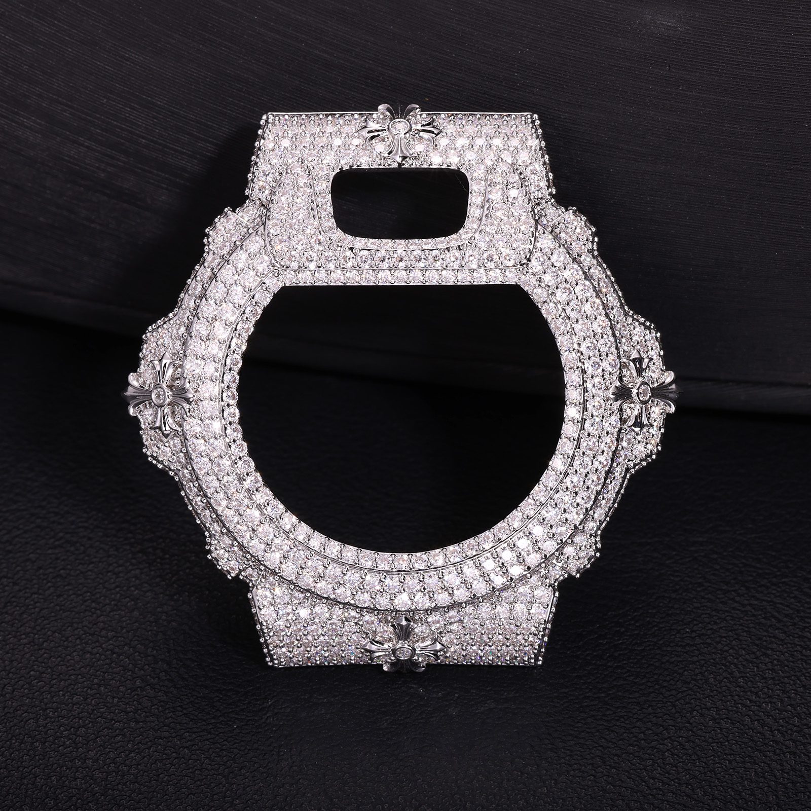 VVS Moissanite Cross Bezel CMW0026